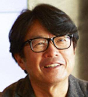 粟田 貴也氏