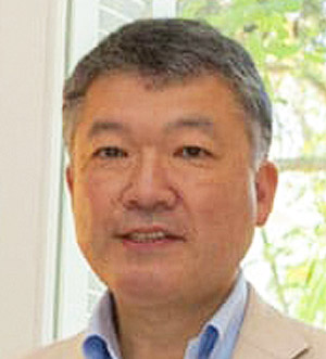 松崎 晴雄氏